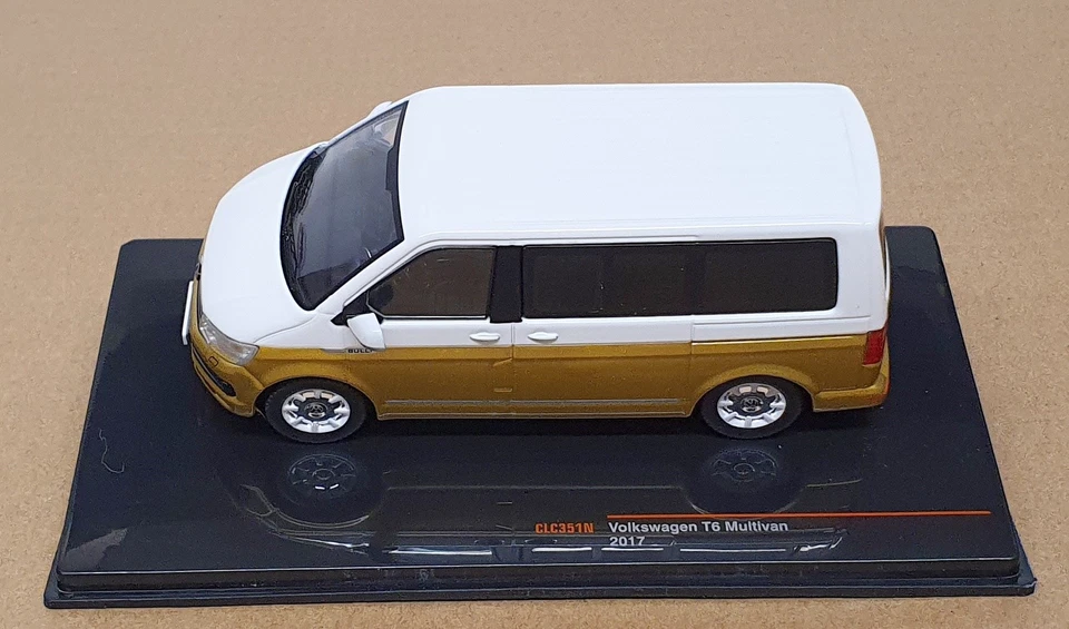 Ixo Models 1/43 Scale CLC351N - 2017 VW Volkswagen Multivan - White/Gold — 第 4/4 张图片