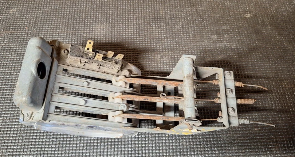 1959 1960 Chevy Impala Heater Control Assembly 3143054 SHIPS WORLDWIDE - Image 3 of 4