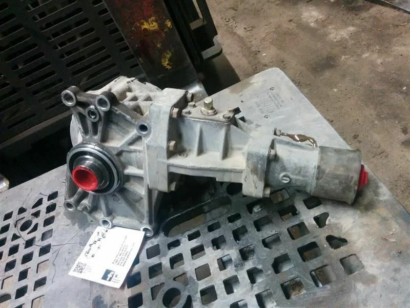 Conjunto de caja de transferencia Mitsubishi Outlander 2003-2006 OEM Foto 2 de 4