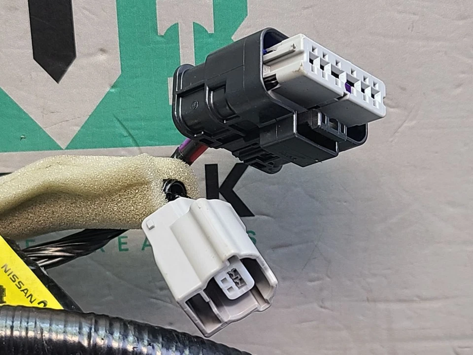 Nissan X-Trail MK4 T33 Door Wiring Loom Left Front 241246RP0B - Image 3 of 4