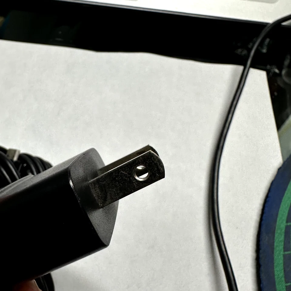 Cargador de pared de viaje original Samsung ETAOU61JBE y cable micro USB Foto 4 de 4