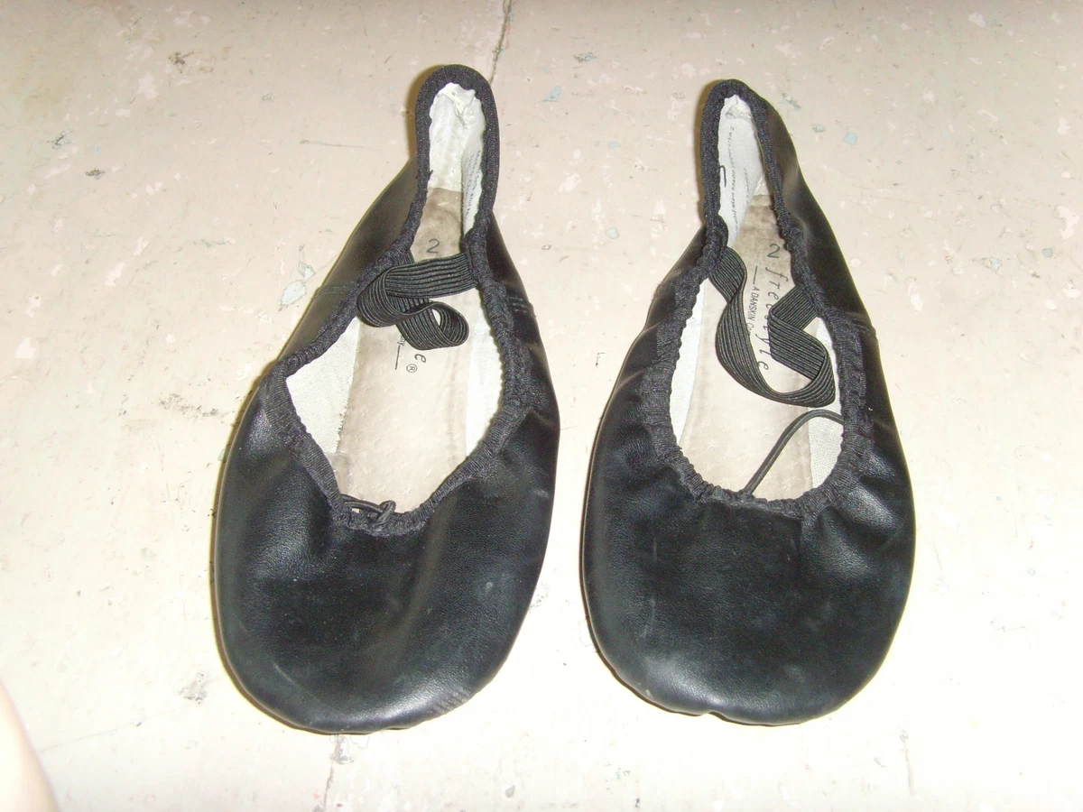 Used Girls jazz shoes soft style all black size 2 Freestyle by