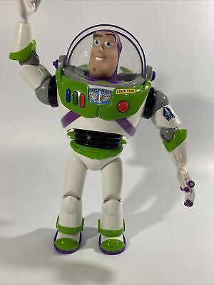 Buzz Lightyear Talking Action Figure - 12'' Toy Story 4 Bonnie on Foot :  : Toys & Games