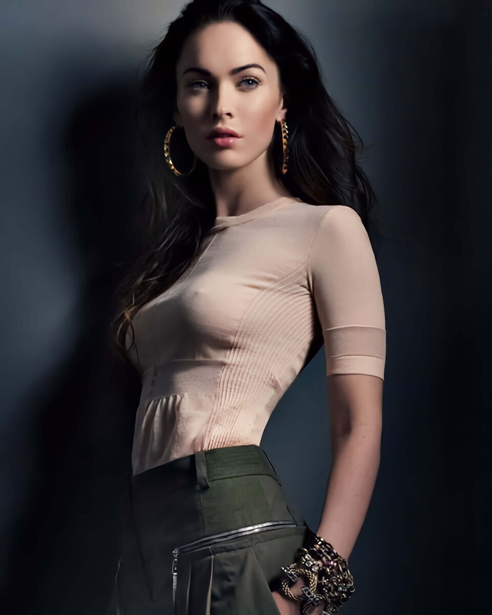 Megan Fox Black Background 8x10 Picture Celebrity Print