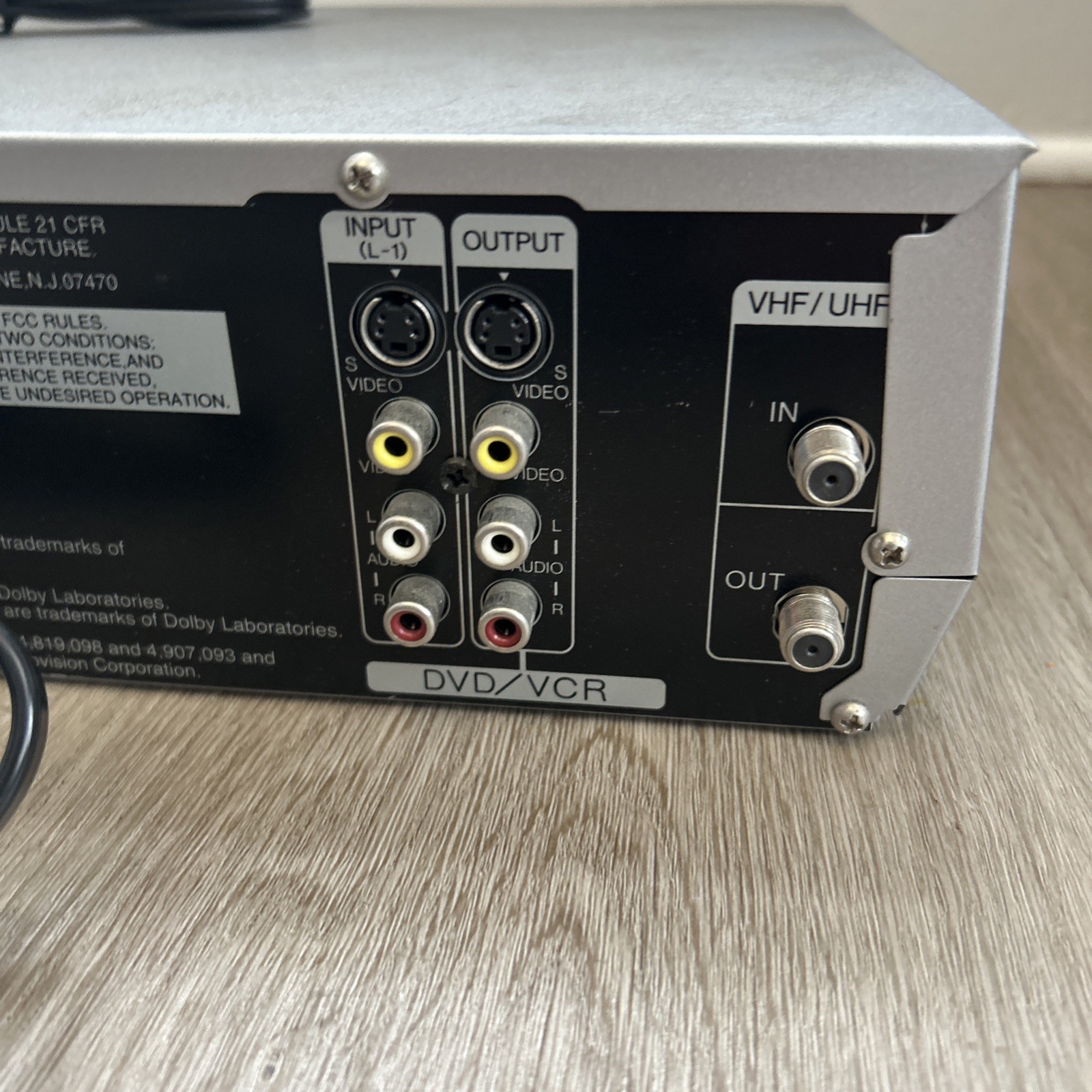 JVC DVD VHS Combo Player VCR Recorder HR-XVS44U w/ Cable Tested Works No Remote