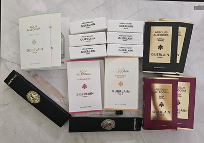 16 teiliges Parfum Luxus Proben Set von Guerlain 