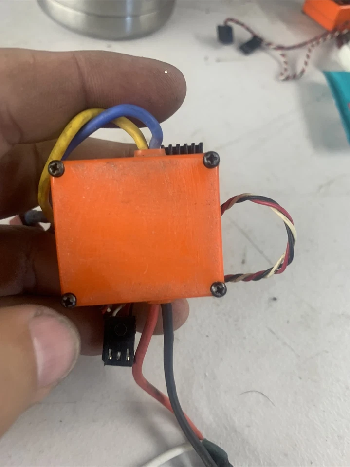 VINTAGE TEAM NOVAK REVERSIBLE HYPERFET ESC 610 HRV BRUSHED 6-10 CELLS W REVERSE - Image 4 of 4