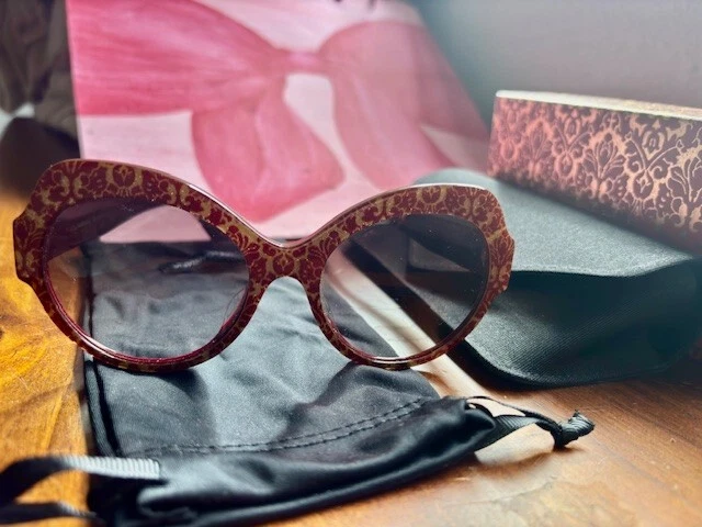D&G Women\'s Red Tortoiseshell Oval Sunglasses D&G DD 8083 Sunglasses | FREE Shipping - Go-Optic.com - SOLD OUT main image 2