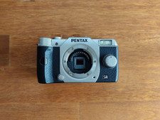PENTAX Q10 Silver 12.4MP Digital Camera Body English Language Used From Japan