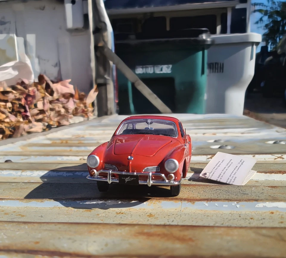 1/24 比例老式/复古 1967 年大众卡曼·盖亚·弗兰克林完好红色压铸汽车 — 第 4/4 张图片