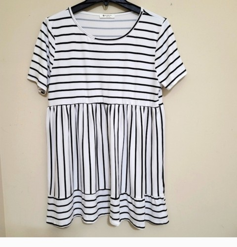 BOMBOM Striped Round Neck T-Shirt