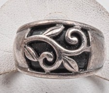 Sterling Silver  Black Onyx background swirl leaf design front Band RING sz7.75