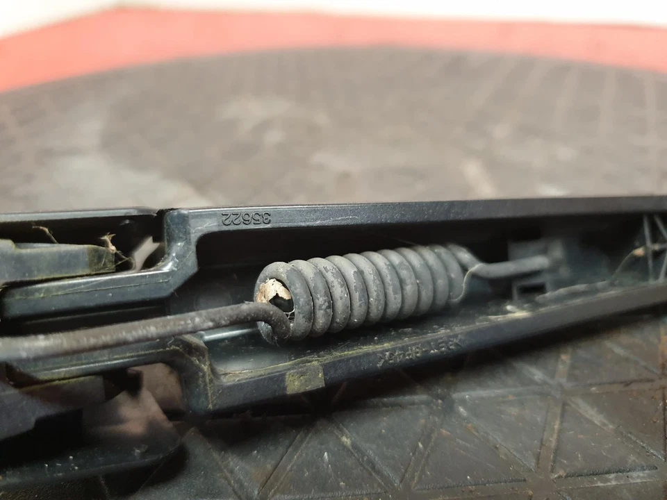 MITSUBISHI ASX REAR WIPER ARM 2013 5 DOOR HATCHBACK - Image 2 of 4