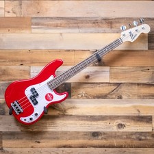B-Stock Squier Mini Precision Electric P Bass...