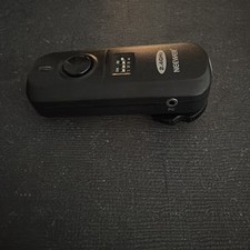 NEEWER FCR-16 Trigger in 2.4GHz