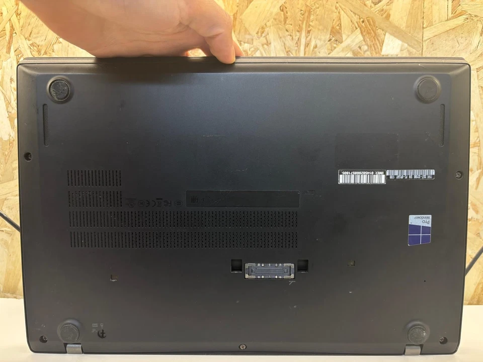 Lenovo ThinkPad T470 14" (256GB SSD, Intel Core i5-6300U, 2,4GHz, 12GB RAM)... - Immagine 3 di 4