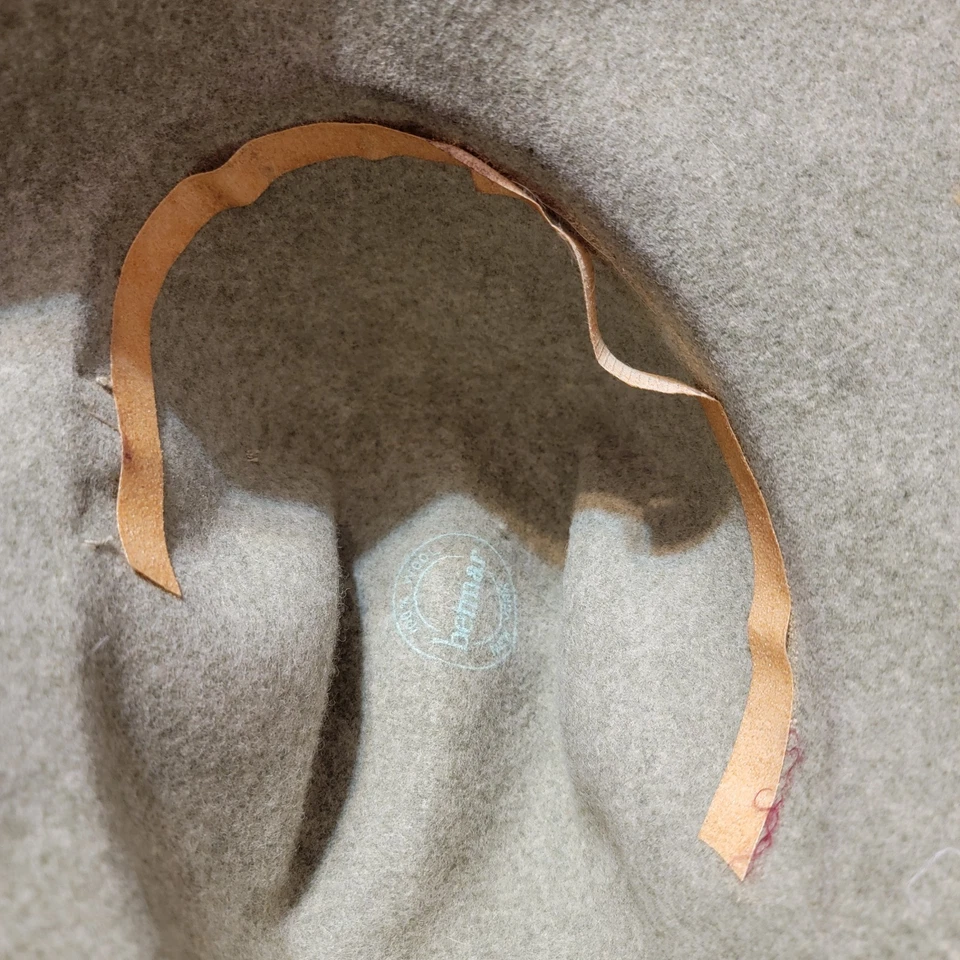 Vintage Betmar New York Green Felt Hat with Feather Accent Festive Fall Womens - Image 4 of 4