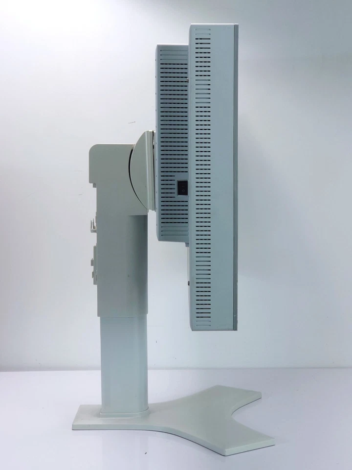 NEC MultiSync LCD2690WUXi 25,5 Zoll IPS PC Profi Retro Grafik Monitor 1920x1200 - Bild 3 von 4