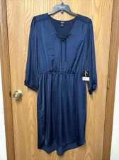 NWT Womens Simply Vera Wang Navy Blue Long Sleeve Vneck Knee Length Dress SIZE M