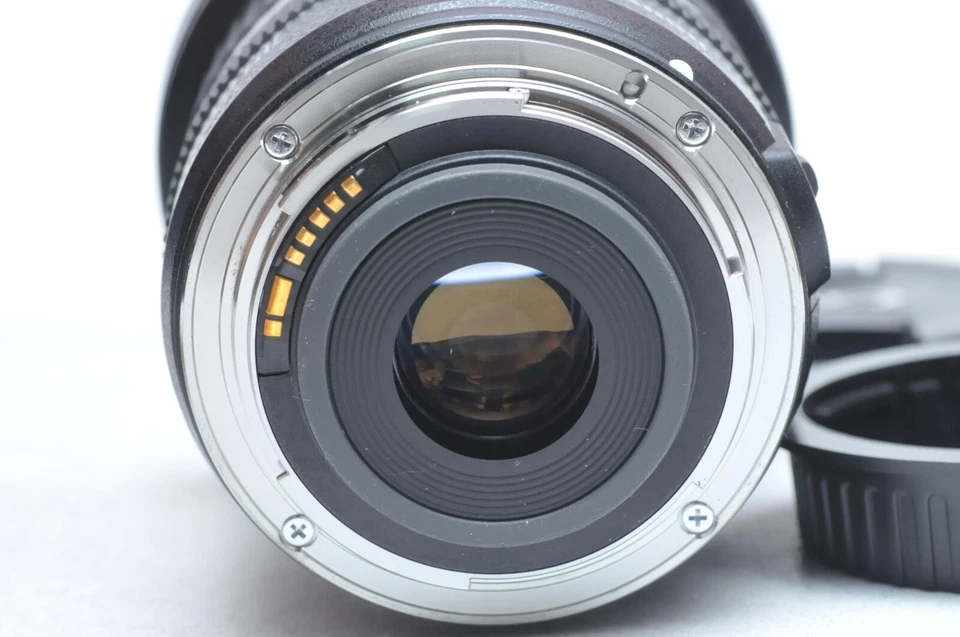 Canon EF-S 10-22mm f/3.5-4.5 Super Wide Zoom USM Lens for Rebel Digital - Image 4 of 4