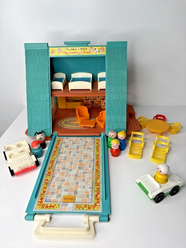 Vintage Little People Play Family A Frame House With Accessories Figures