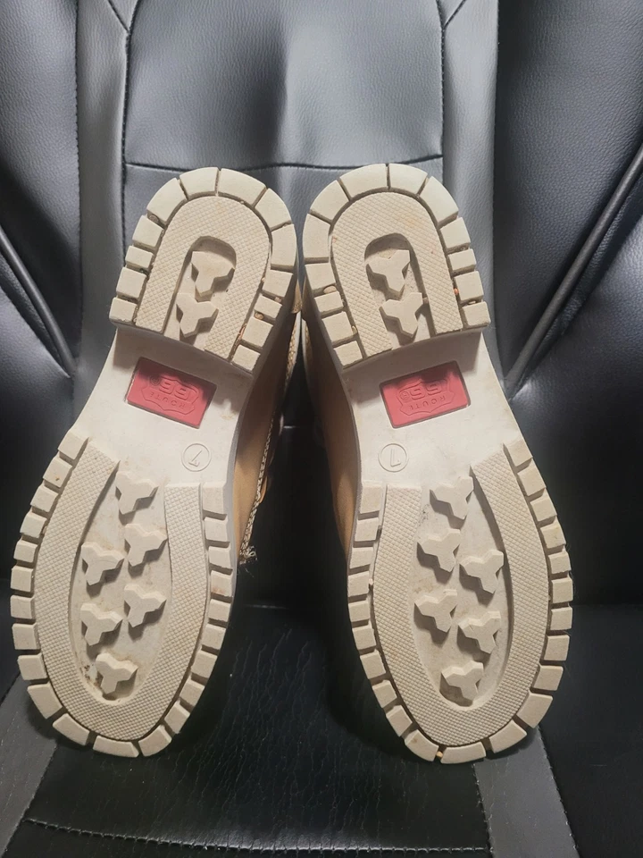 Botas de Combate, Grunge Gruesas, Botas Y2k Resistentes Años 90 Para Mujer Talla 7 Bella Swan Foto 2 de 4