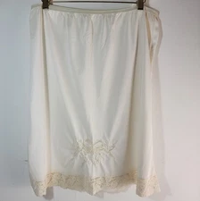 1970s Opalaire Cream Antron III Nylon Half Slip W/Lace, Vintage Sz 3X -READ