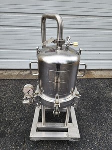 Millipore Stainless Steel Sanitary Filter Housing CES8479-5, 1.01 cu.ft.