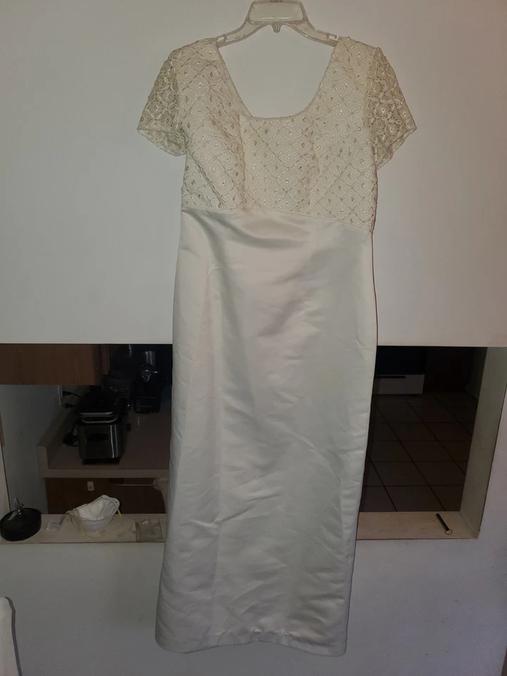 Cenicienta Alta Costura Casablanca Vestido de Boda Vestido de Baile de Novia 10 + Bullicio Foto 2 de 4