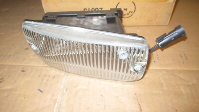 Chrysler Voyager ES 1990-95 Nebelscheinwerfer rechts NOS Mopar OEM 04676528 (86)
