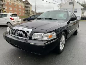 2009 Mercury Grand Marquis LS Ultimate Edition! Only 66000kms!!! MUST SEE!