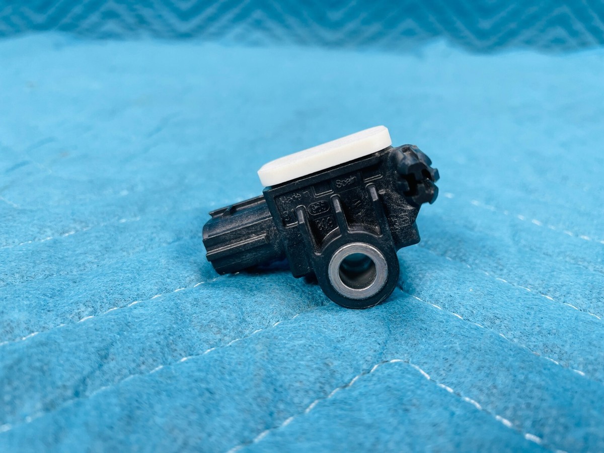Genuine Mitsubishi Rear Side Impact Sensor RH or LH 8651A166