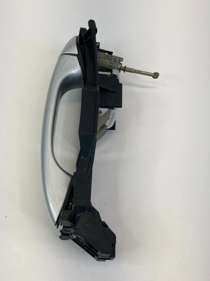 2000-2003 Mercedes-Benz E320 Sedan Front Left Side Exterior Door Handle OEM Foto 4 de 4