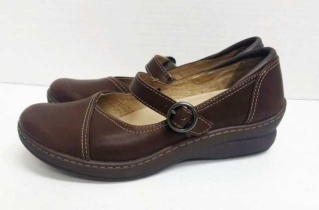 LL Bean Womens Size 9.5 Brown Leather Mary Jane Comfy Shoes | eBay