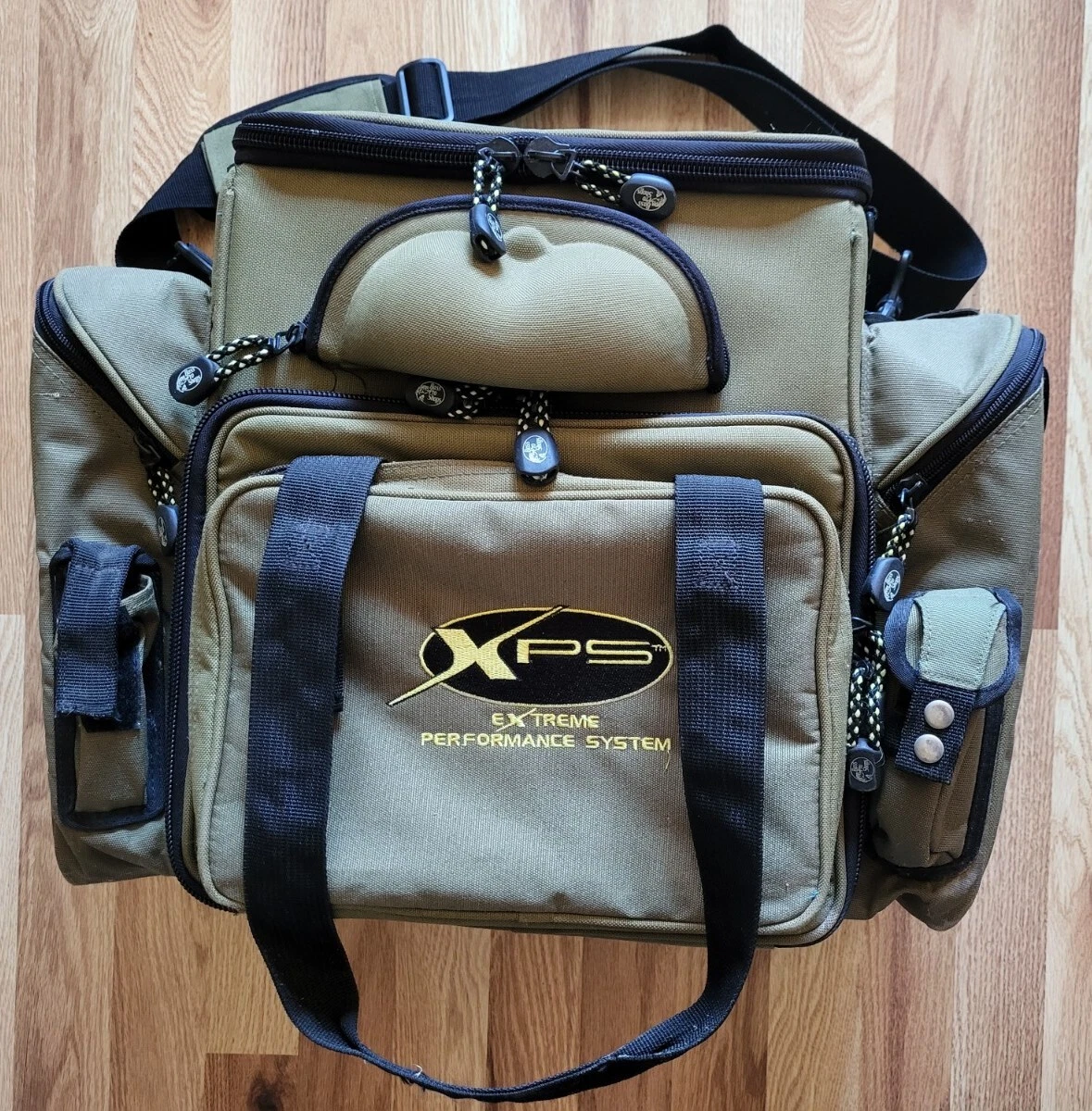 Bass Pro Shops Tackle Box XPS Extreme Performance System Large Green & Black