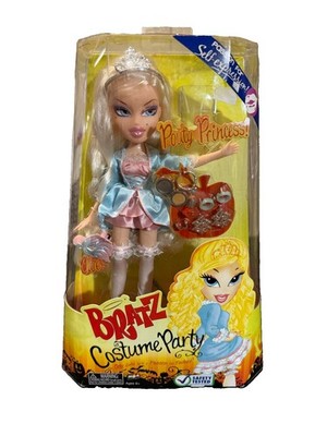 RARE HTF 2008 BRATZ DOLL CLOE Pouty Princess Costume Party 3rd edition NIB NEW