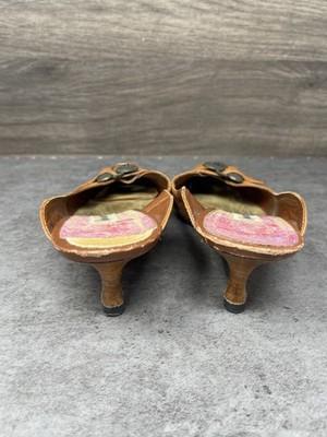 Manolo Blahnik Shoes Womens Size 37 (US 7) Brown Leather Graphic