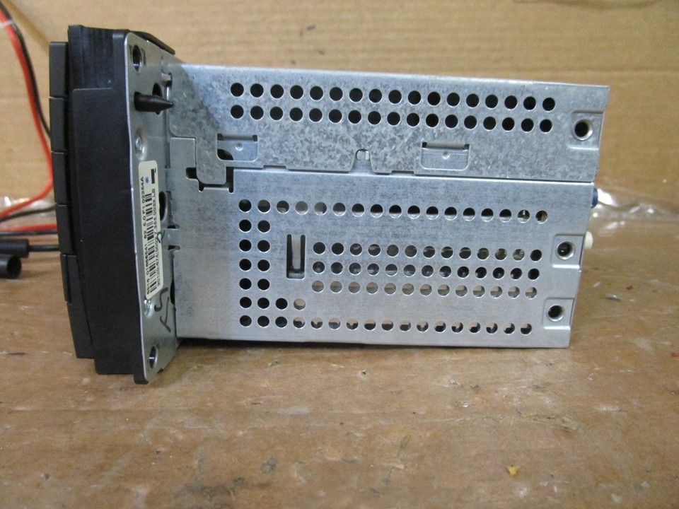 Genuine OEM Chrysler Town & Country Radio Display Receiver RHB NAV (2012-2019) P05091331AE
