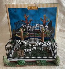 Lemax Zebra Family NO. 93790 Village Collection