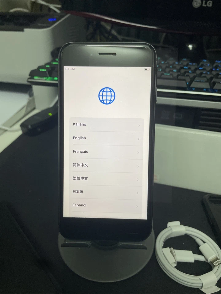 Apple iPhone 8 - 64GB - NERO (Sbloccato) - Immagine 2 di 4