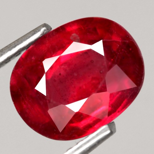 2.69Ct. Natural Gemstone Ruby Red Oval Facet Madagascar Beautiful Sparkles Color - Picture 2 of 7
