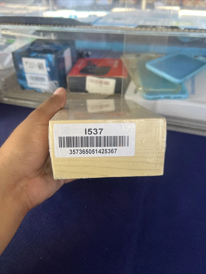 Smartphone Samsung Galaxy S4 Active AT&T Caja Sellada Foto 2 de 4