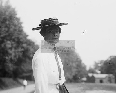 PORTRAIT OF MRS L C TIFFANY CIRCA 1900 8X10 PHOTO