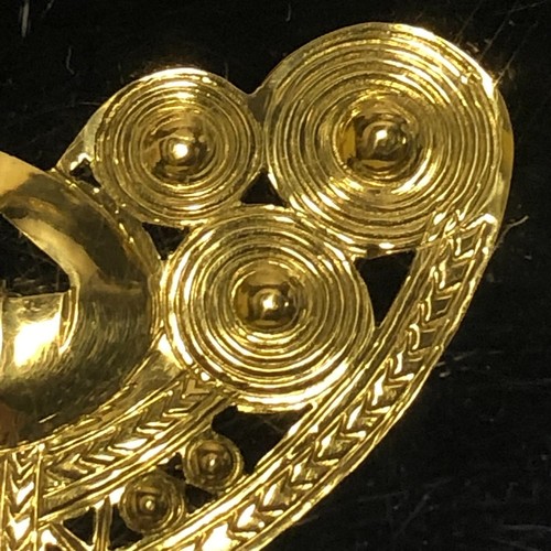 LUCITE Pre-COLUMBIAN Replica GOLD PENDANT NOSE RING MEDAL FILIGREE Goldsmith - Picture 14 of 18
