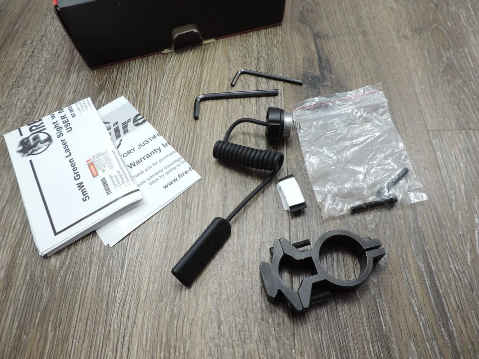 Mira láser Firefield (FF13030K) caja, interruptor, montaje y manual sin piezas de mira solamente Foto 3 de 4