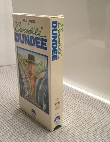 Crocodile Dundee VHS MOVIE 1986 Paul Hogan Linda Kozlowski Paramount - Picture 4 of 9