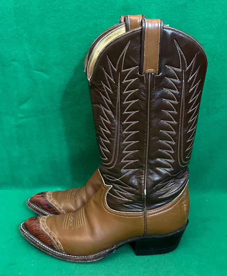 Botas vaqueras occidentales vintage Tony Lama para mujer talla 8. Foto 2 de 4