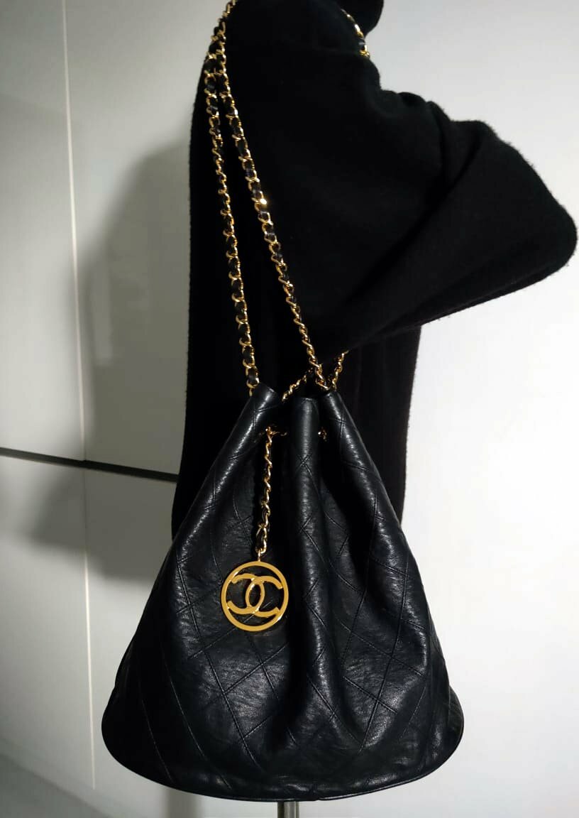 FULL SET CHANEL Vintage Black CC Charm 24K Gold Chain Bucket FULL SET CHANEL Vintage Black CC Charm 24K Gold Chain Bucket