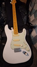 Fender Squire Project Guitar Stratocaster Electric