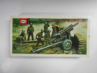 UPC 105mm Howitzer and Emplacement From the 1960's Ex Adams 1/40